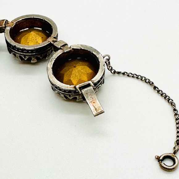 RARE Vintage Unsigned Schiaparelli Bracelet - Picture 14 of 17